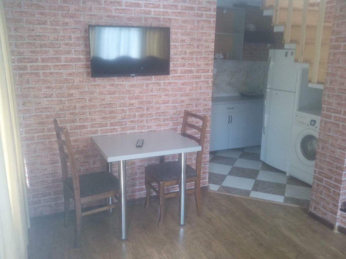 Malu Villa Koetaisi Buitenkant foto