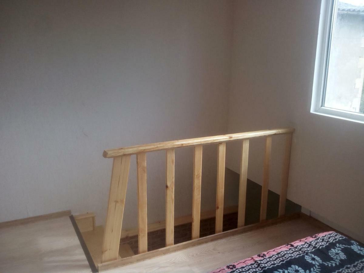 Malu Villa Koetaisi Buitenkant foto